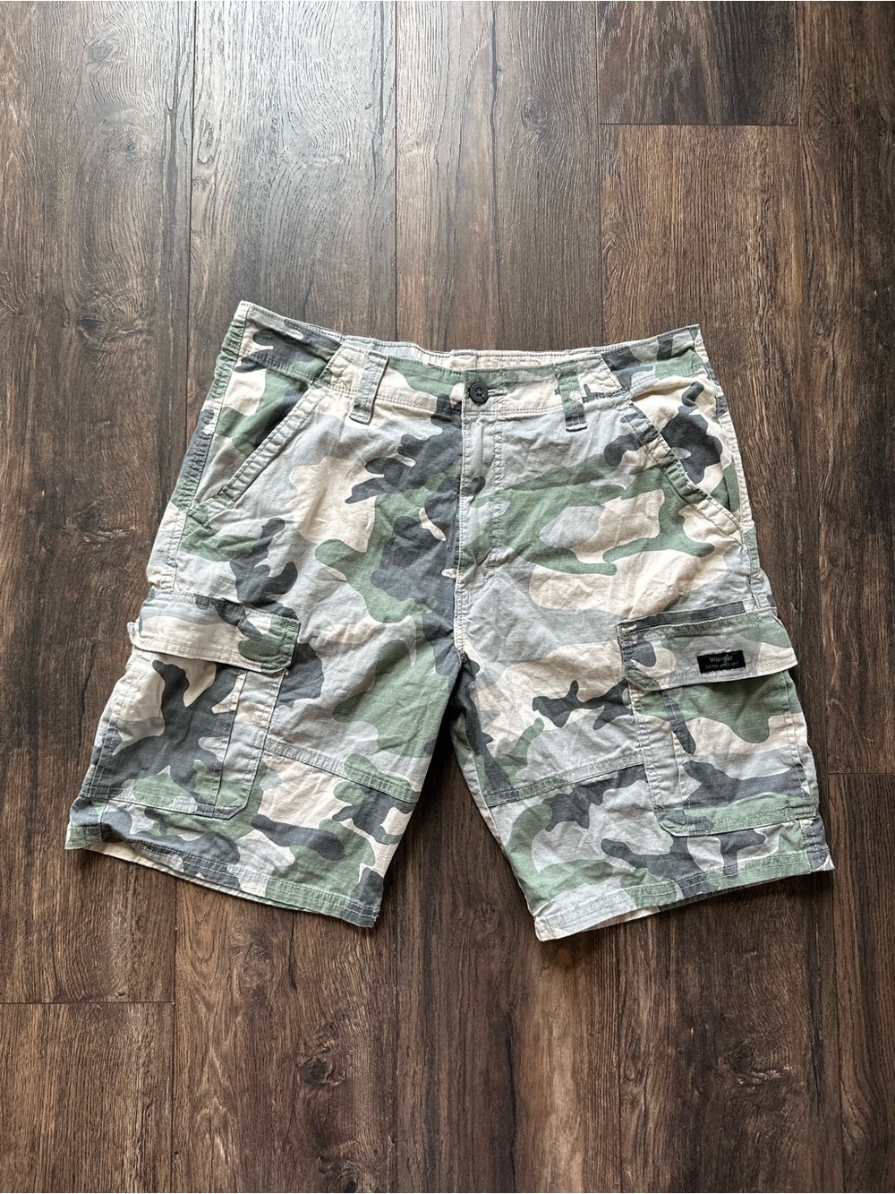 vintage camo shorts
